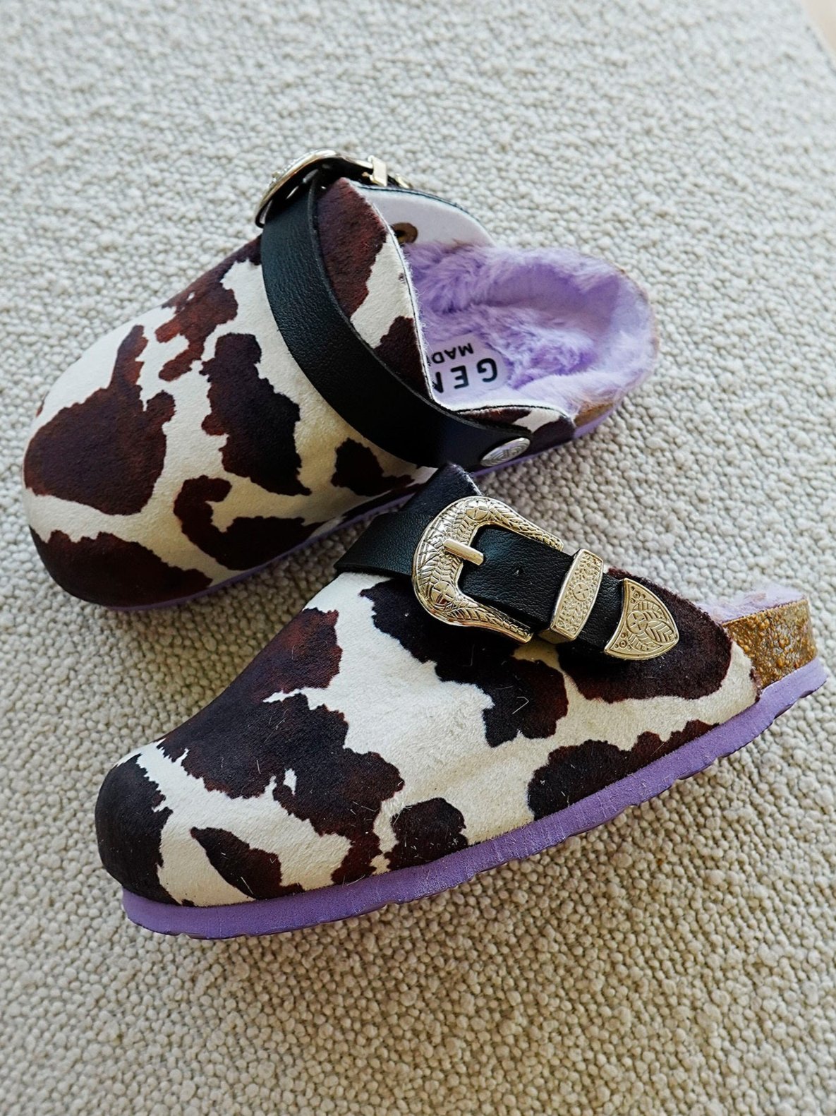DAKOTA COW BLACK