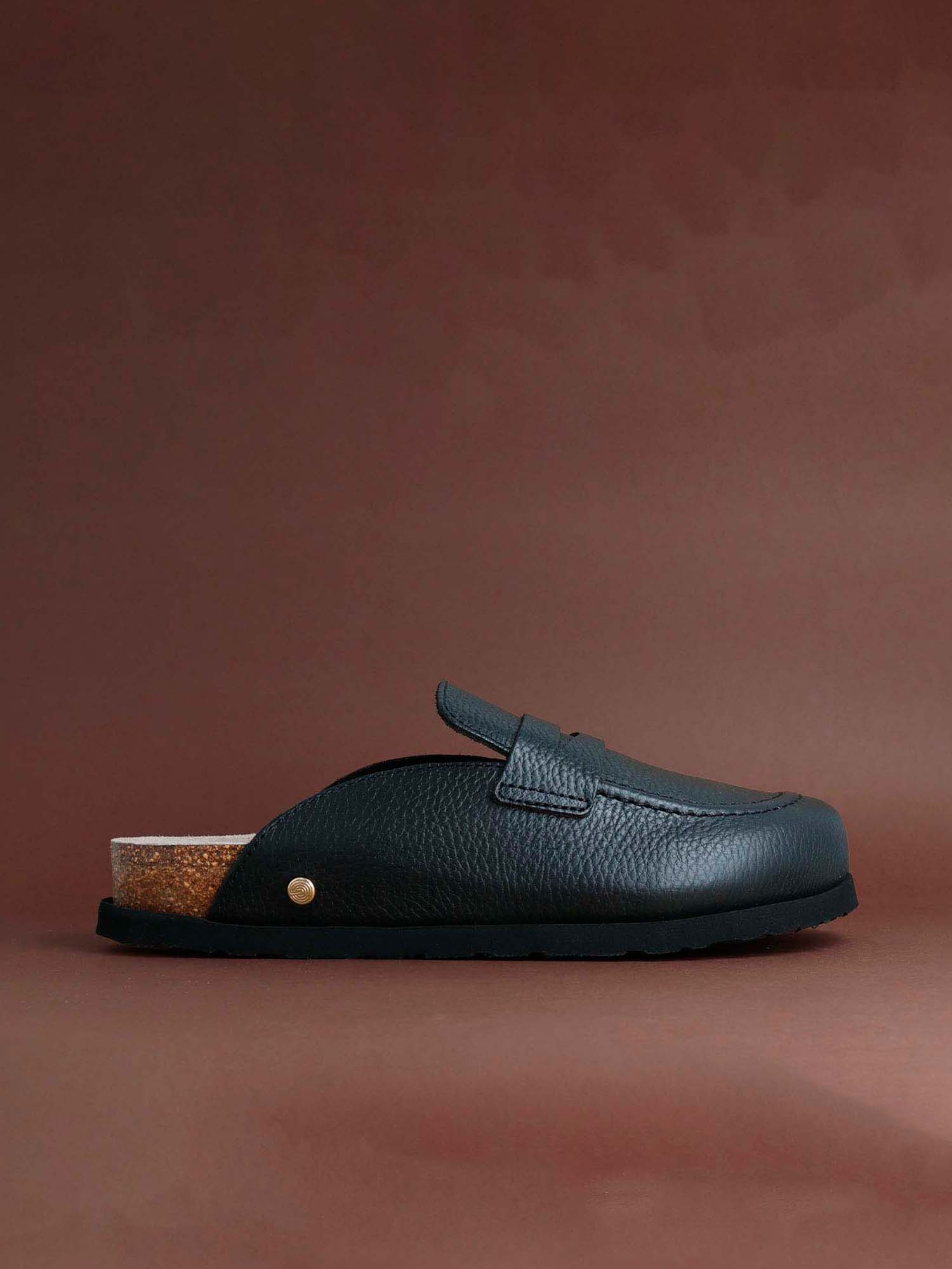 LOIS EMBOSSED LEATHER BLACK
